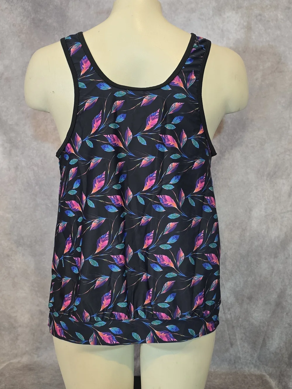 Sleeveless Black Leaf-Print Women's Swim‎ Tank Top Size Medium